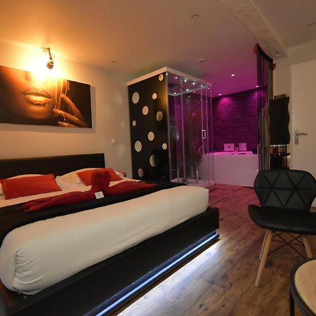 Spa Privatif Love Room, Le Hammam Et Bulles, Chez Nuits Chartraines Chartres Esterno foto
