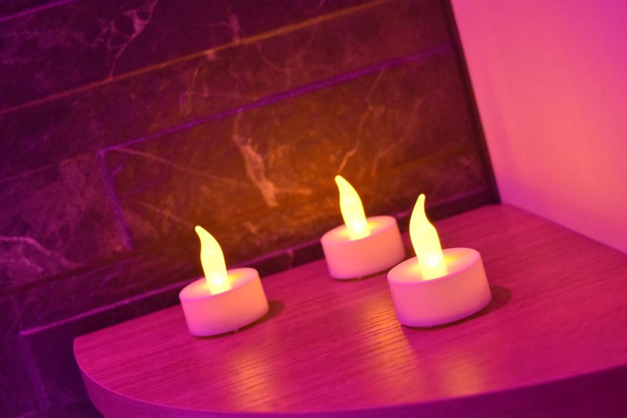 Spa Privatif Love Room, Le Hammam Et Bulles, Chez Nuits Chartraines Chartres Esterno foto