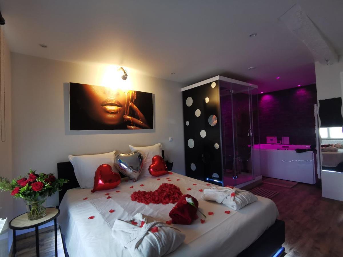 Spa Privatif Love Room, Le Hammam Et Bulles, Chez Nuits Chartraines Chartres Esterno foto